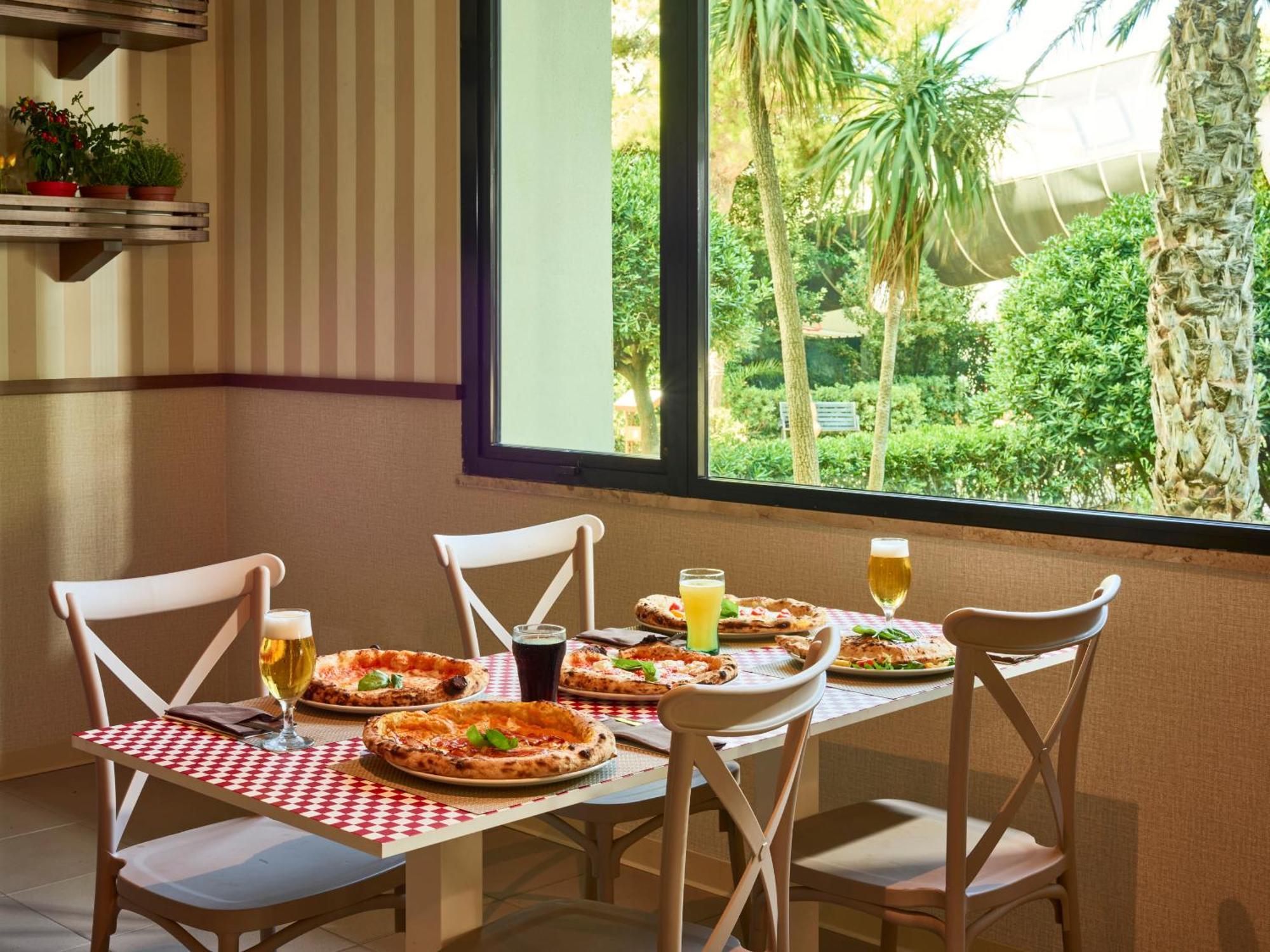 Serena Majestic Hotel Montesilvano Marina 외부 사진